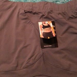 avia walking shorts